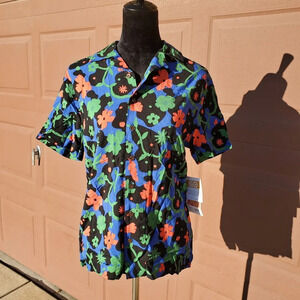 NWT Latino Heritage Month Adult Short Sleeve Woven Shirt Size XS